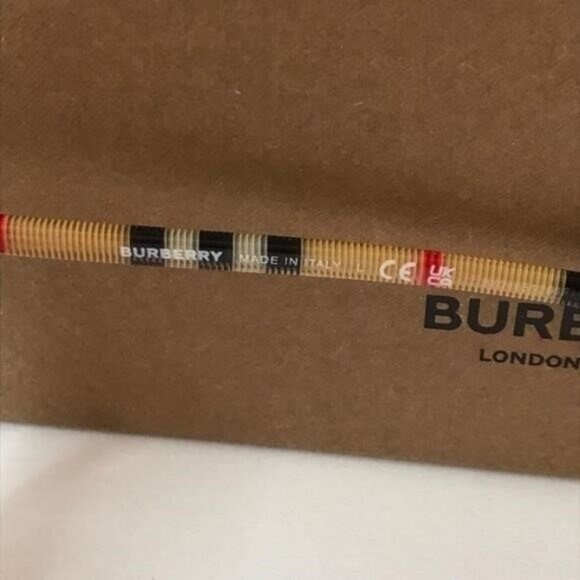 New - 💯 Original Burberry Caroll Gradient Brown Square Ladies Sunglasses BE432 - Picture 7 of 12